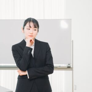 若手教員が離職を選ぶ理由と解決策 – 今の悩みをどう乗り越えるか